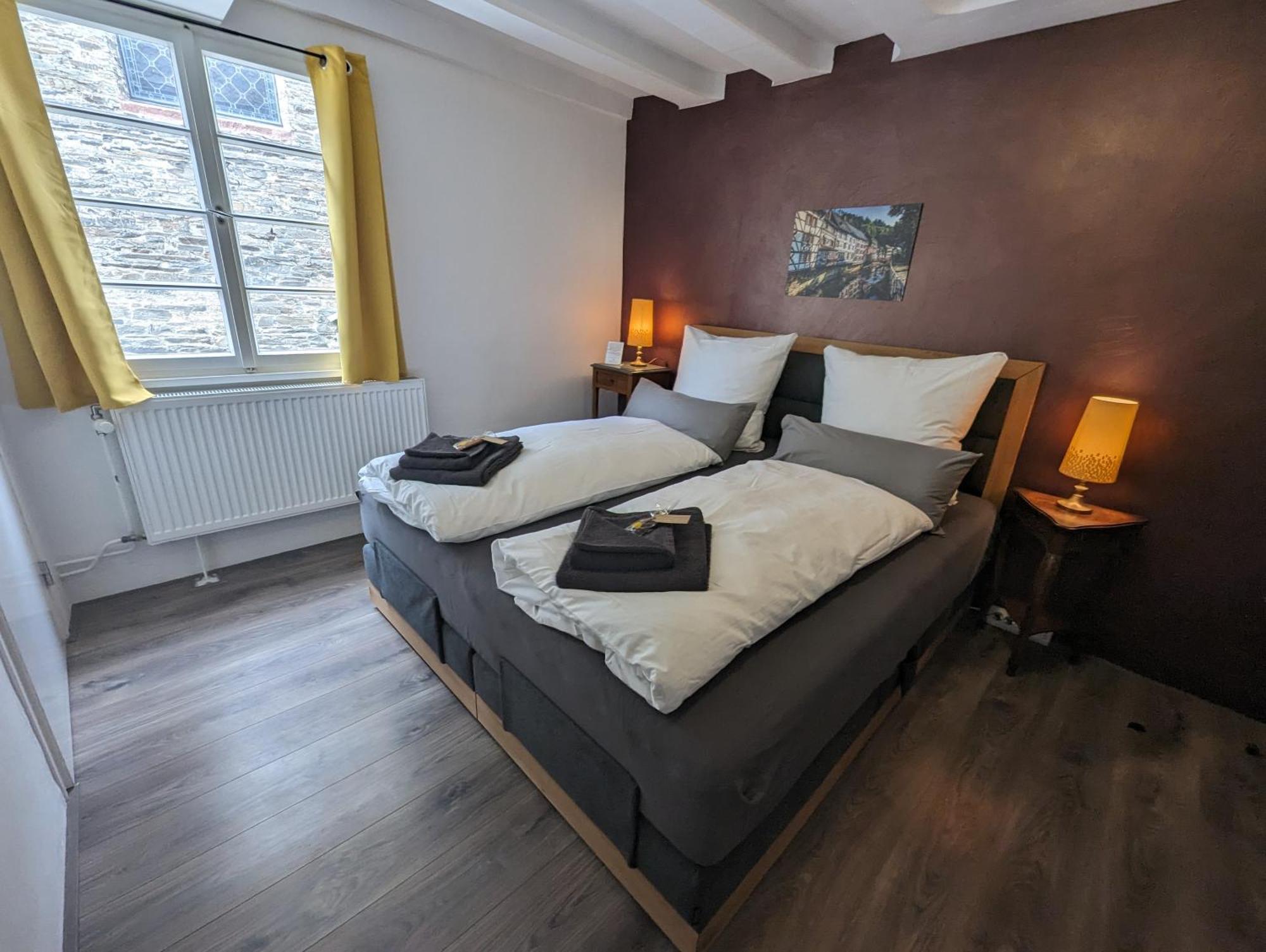 Residenz Vier Jahreszeiten Monschau Esterno foto