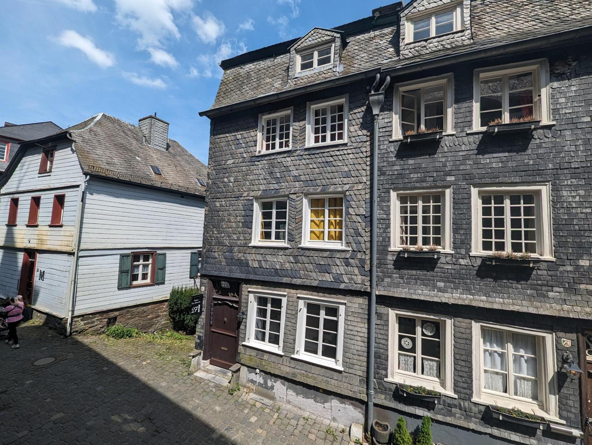 Residenz Vier Jahreszeiten Monschau Esterno foto